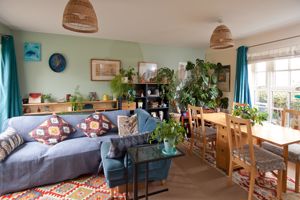 Sitting Room- click for photo gallery